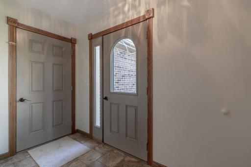 12991 Meadow Creek Drive, New Ulm, MN 56073