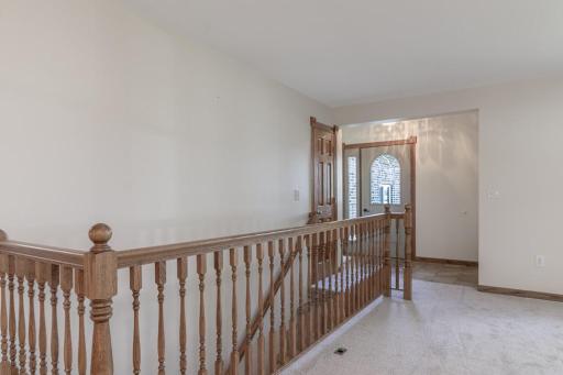 12991 Meadow Creek Drive, New Ulm, MN 56073