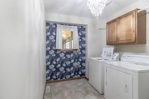 12991 Meadow Creek Drive, New Ulm, MN 56073