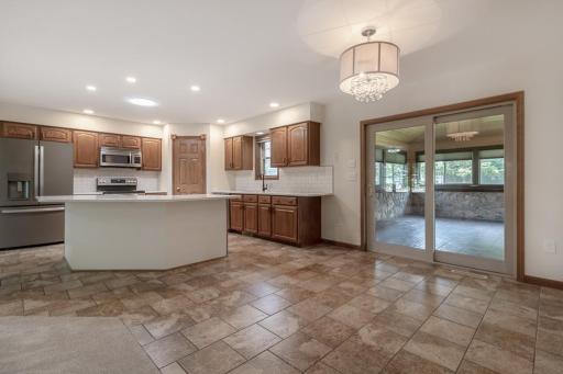 12991 Meadow Creek Drive, New Ulm, MN 56073