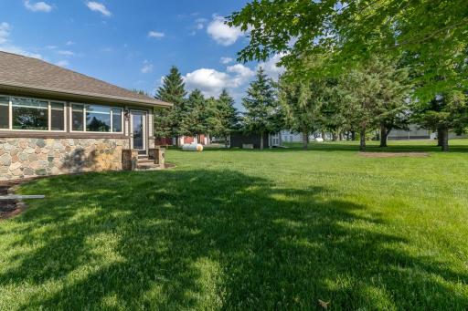 12991 Meadow Creek Drive, New Ulm, MN 56073