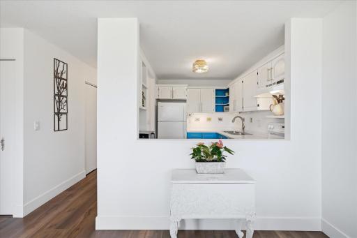 06-1425 W 28th St _322 [3105684]- 006.jpg