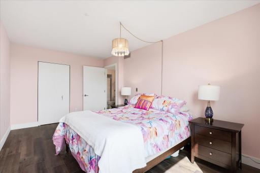 24-1425 W 28th St _322 [3105684]- 024.jpg