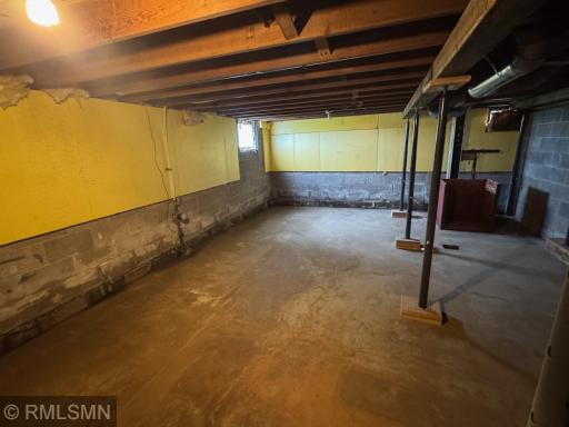 380 NE Kirsch Avenue, Mcgregor, MN 55760