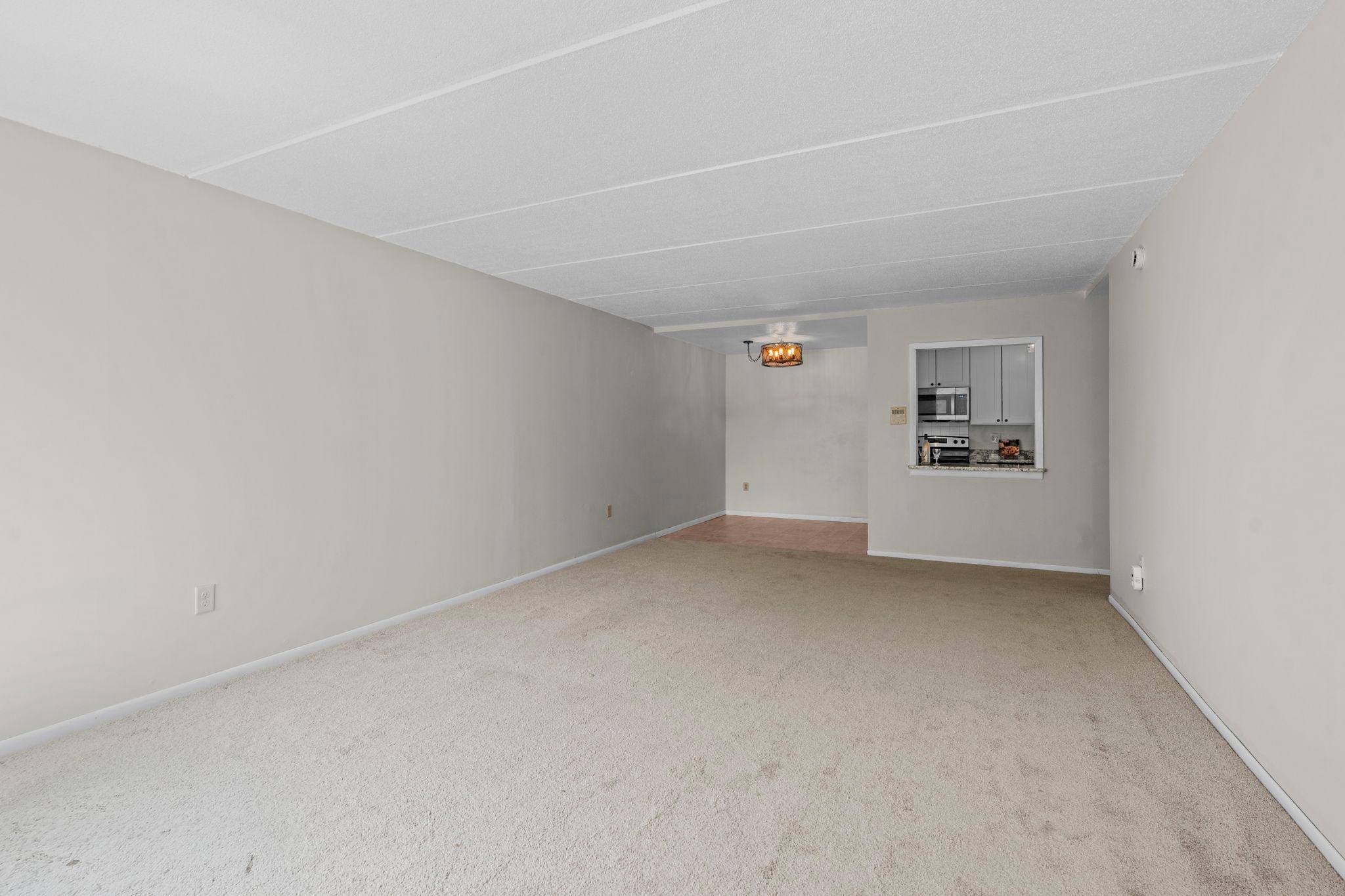 20-web-or-mls-329 Geneva Ave 204-198.JPG