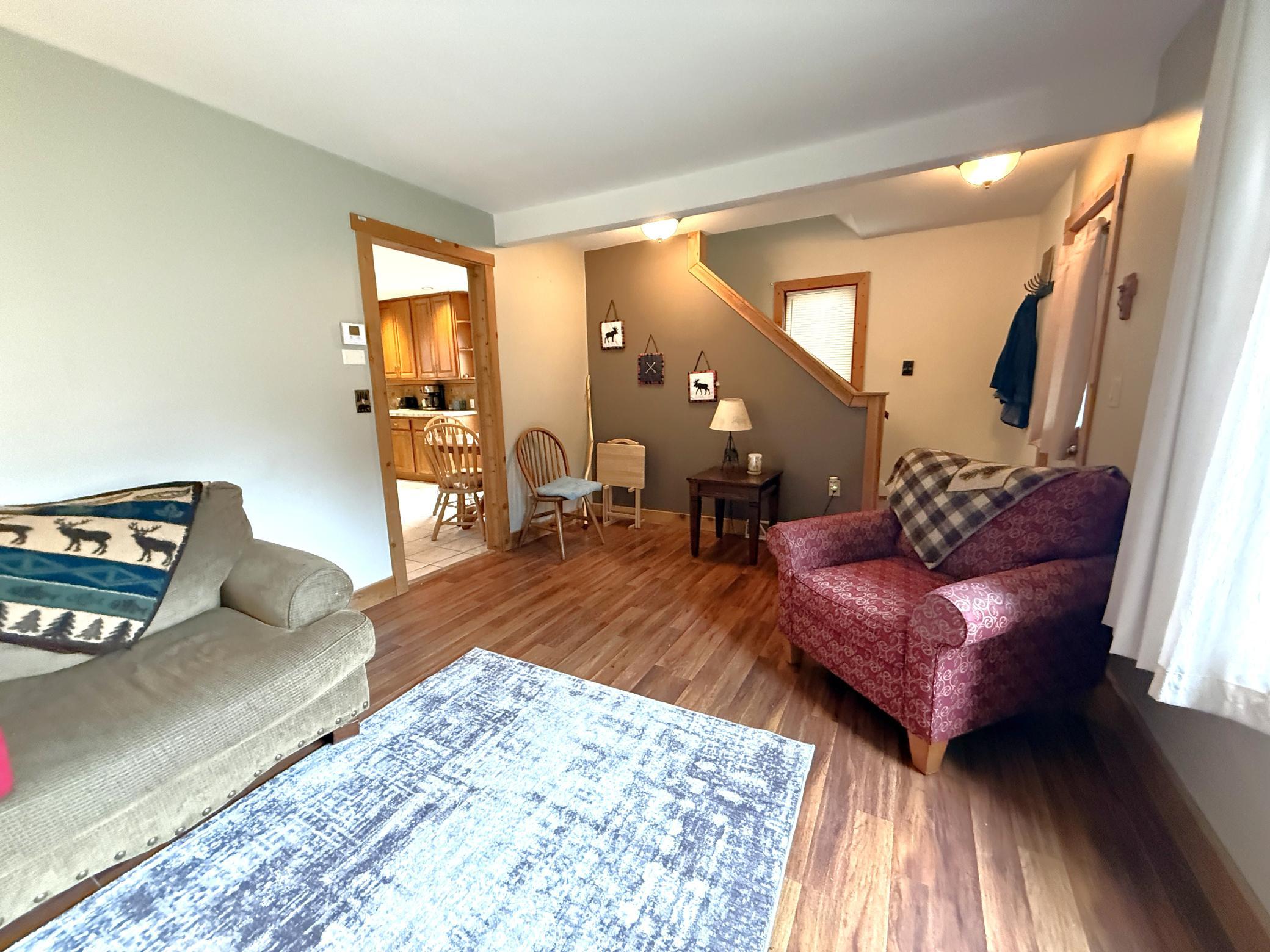37 E Boundary Street Living Rm 1.JPG