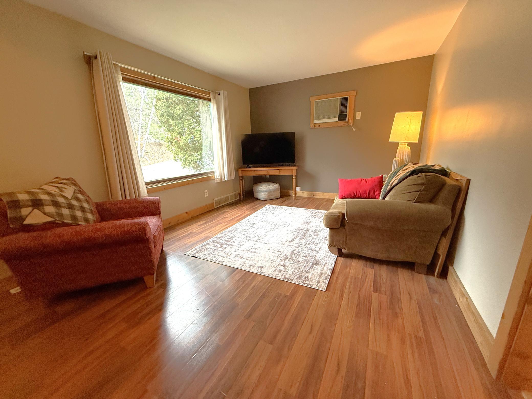 37 E Boundary Street Update Living Rm 2.JPG