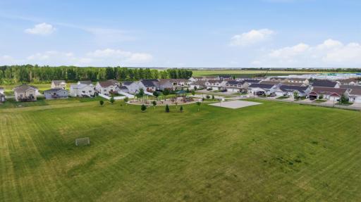 1426 Goldenwood Drive, West Fargo, ND 58078