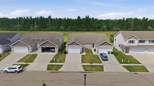 1426 Goldenwood Drive, West Fargo, ND 58078
