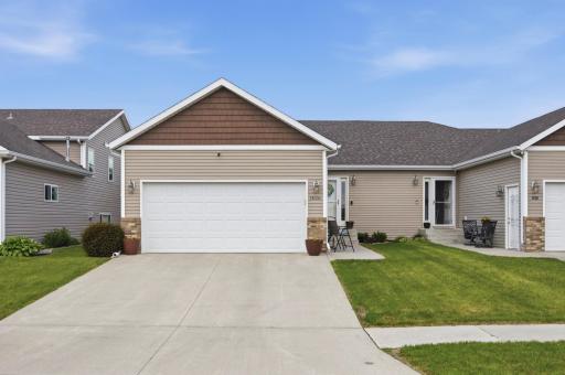 1426 Goldenwood Drive, West Fargo, ND 58078
