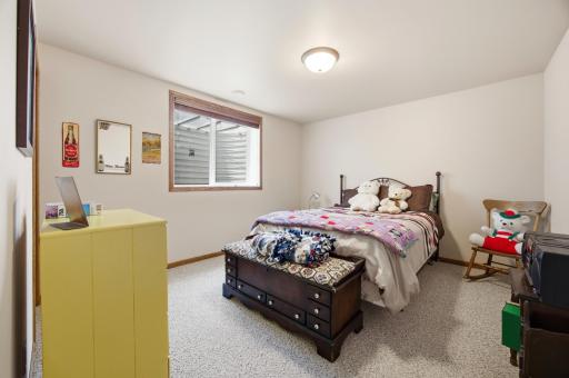 1426 Goldenwood Drive, West Fargo, ND 58078