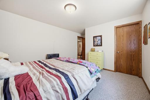1426 Goldenwood Drive, West Fargo, ND 58078