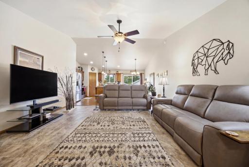 1426 Goldenwood Drive, West Fargo, ND 58078