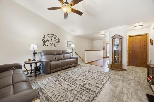 1426 Goldenwood Drive, West Fargo, ND 58078