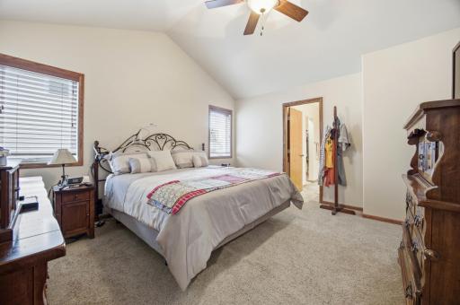 1426 Goldenwood Drive, West Fargo, ND 58078