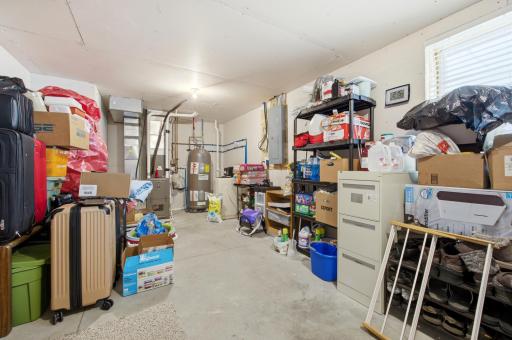 1426 Goldenwood Drive, West Fargo, ND 58078