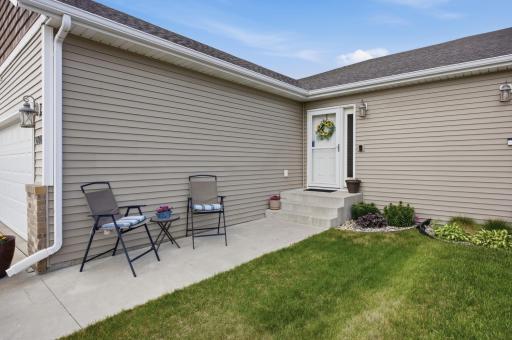 1426 Goldenwood Drive, West Fargo, ND 58078
