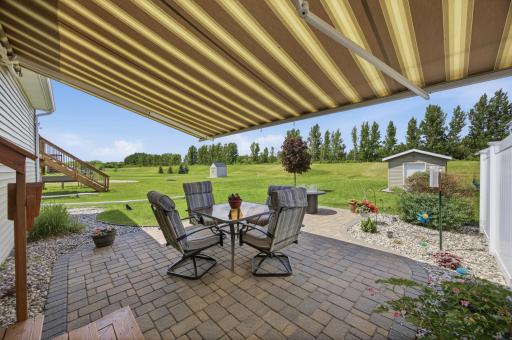 1426 Goldenwood Drive, West Fargo, ND 58078