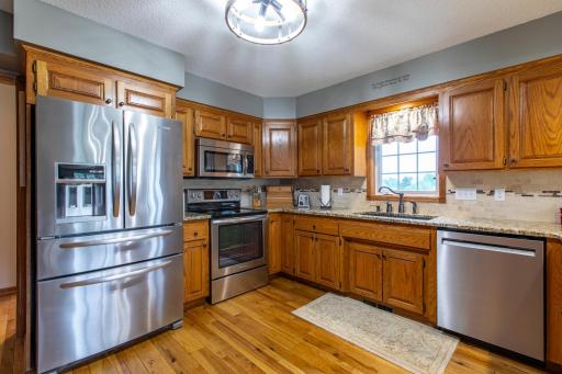 704 Country Estate Court SE, Stewartville, MN 55976