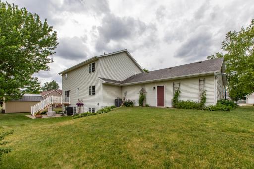 704 Country Estate Court SE, Stewartville, MN 55976