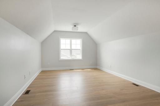 610 Field Point Street, Roberts, WI 54023