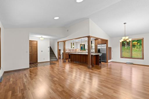 27-web-or-mls-3116 Old County Rd-27.jpg