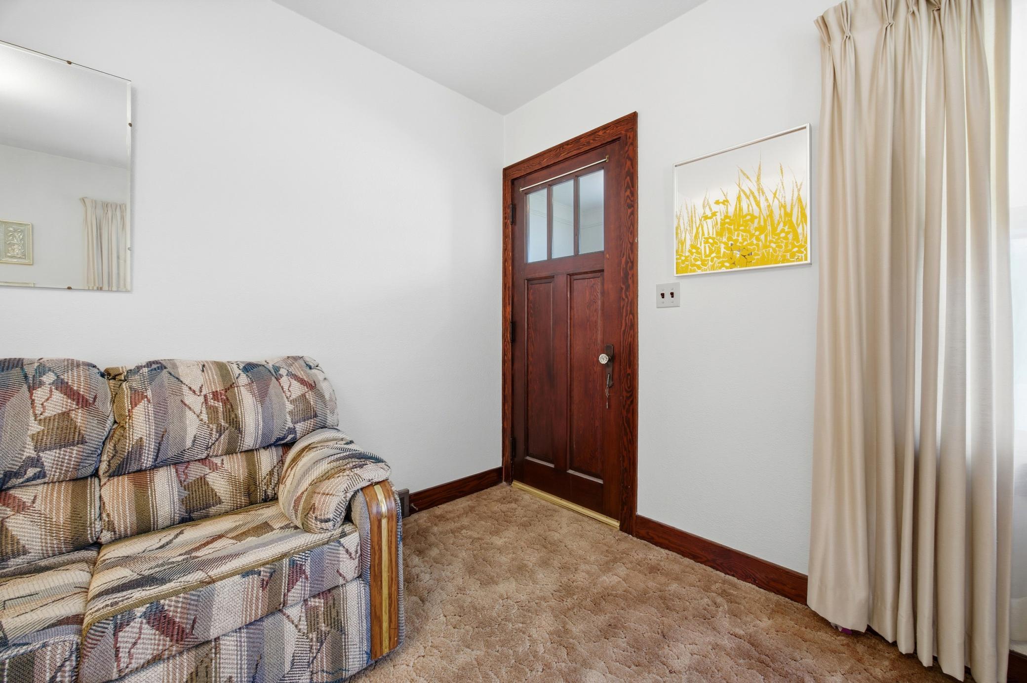 Entry to living room