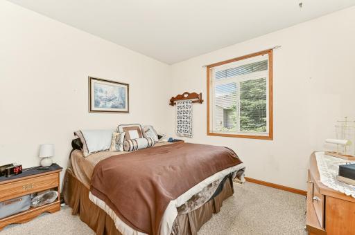 4207 Redhawk Drive SE, Rochester, MN 55904