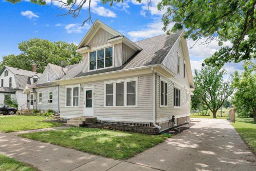 137 South Street, Owatonna, MN 55060