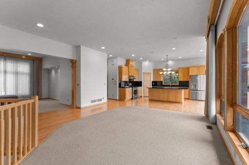 Lovely Open Concept! Never Miss a Moment!