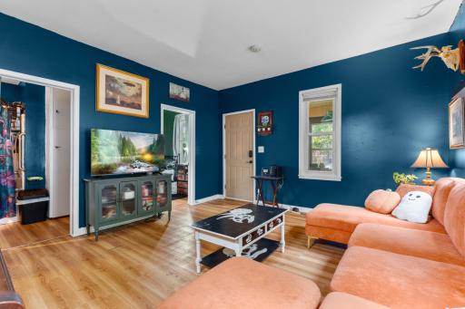 Living Room.jpg