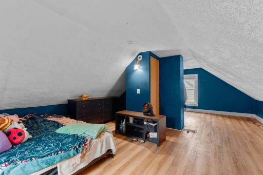 Upper Bedroom.jpg