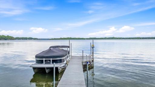 Nice included dock!