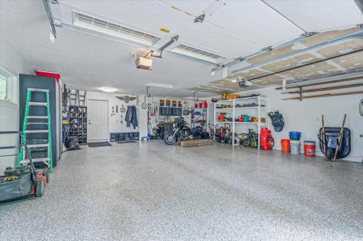 Epoxy floors in oversized garage