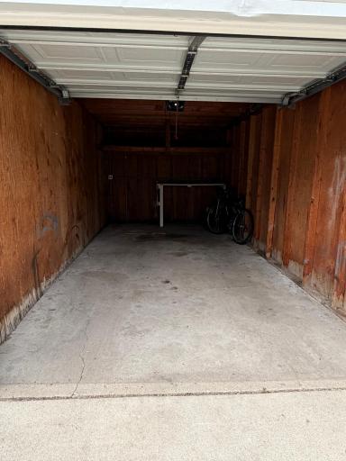Single stall garage Plus 1 parking spot on side