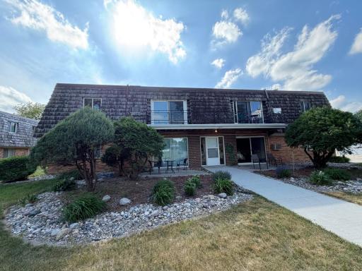 2457 W Country Club Drive S, G, Fargo, ND 58103
