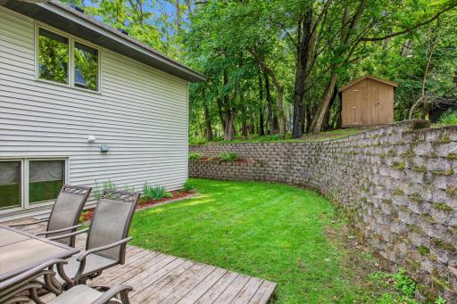 326 Warner Avenue N, Mahtomedi, MN 55115