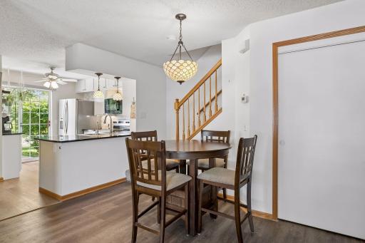 1929 Southcross Drive W, 1204, Burnsville, MN 55306
