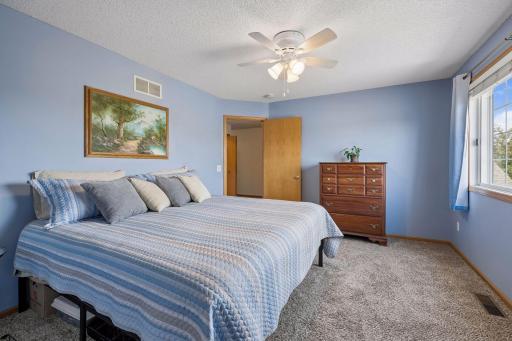1929 Southcross Drive W, 1204, Burnsville, MN 55306