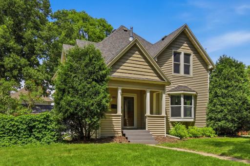 825 E Center Street, Rochester, MN 55904