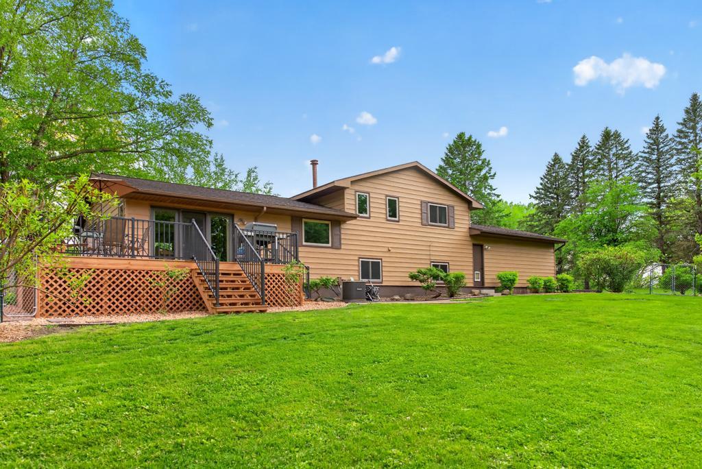 4 bed 2 bath home for sale on 6 acres 5633 Saint Mary Dr NW Rochester MN 55901