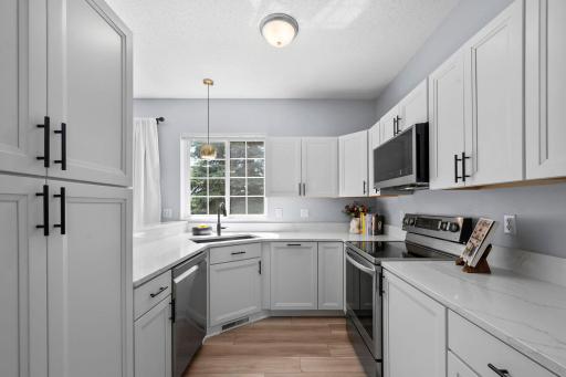 2030 Mainstreet, Hopkins, MN 55343
