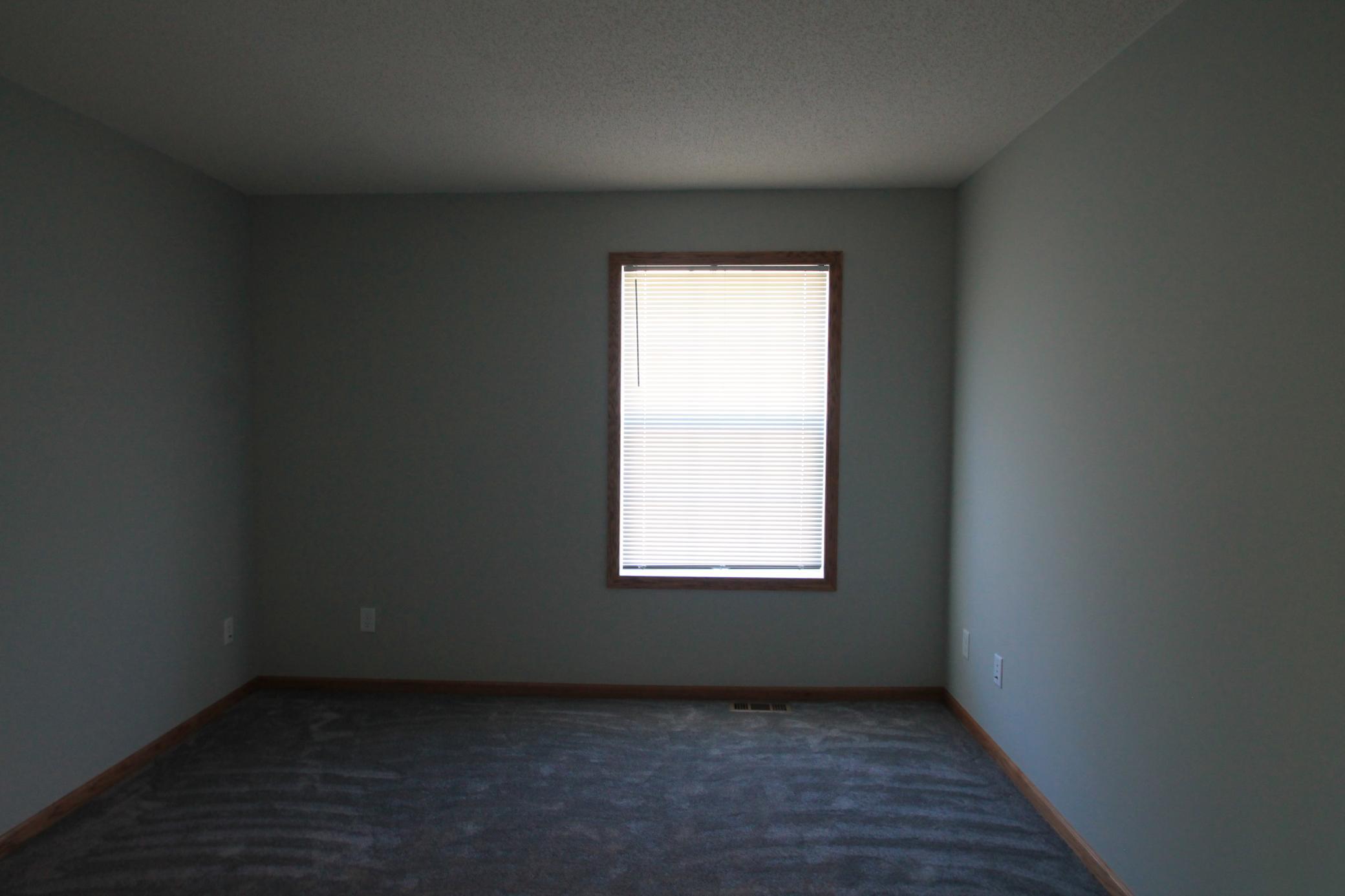 11872 85th spare bed2