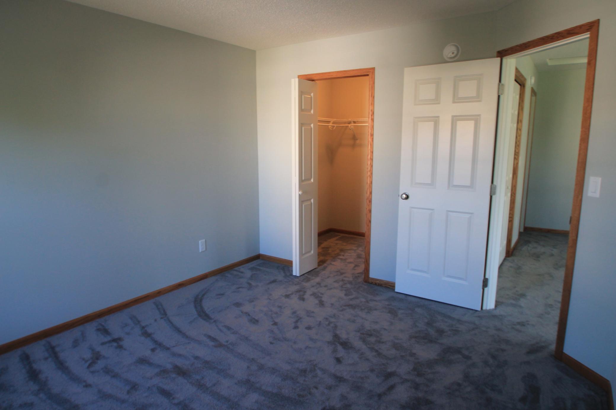 11872 85th spare bed