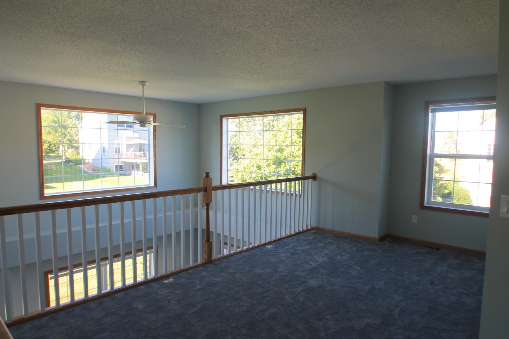 11872 85th loft