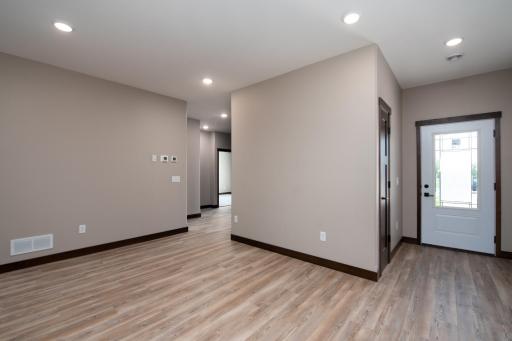 216 Dancing Waters Circle, Mankato, MN 56001