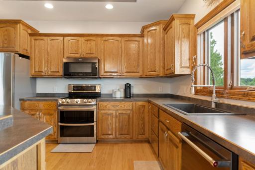 2575 Fox Hollow Lane, Owatonna, MN 55060