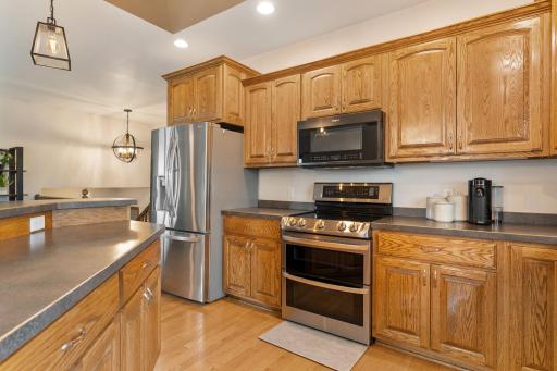 2575 Fox Hollow Lane, Owatonna, MN 55060