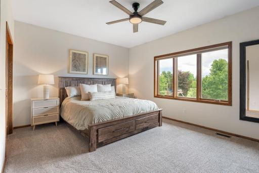 2575 Fox Hollow Lane, Owatonna, MN 55060