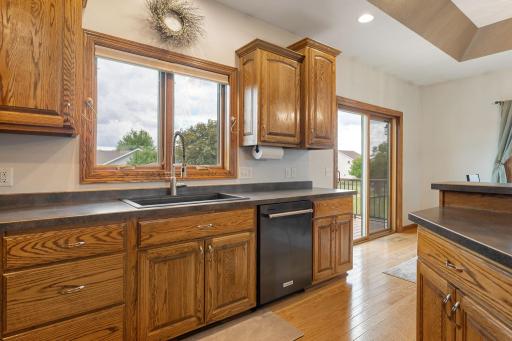2575 Fox Hollow Lane, Owatonna, MN 55060
